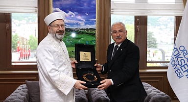 Diyanet İşleri Başkanı Ali Erbaş büyükşehir’de