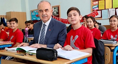 Vali Sözünü Tuttu: Ortaokul Öğrencisinin Hayalini Gerçekleştirdi