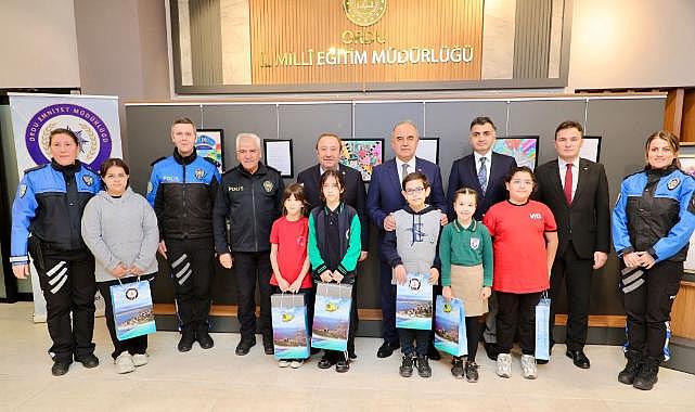 Huzurlu Şehrin Bilgili Gençleri Ödüllerine Kavuştu