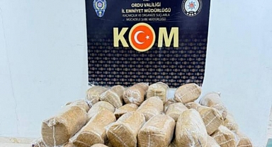 Ordu'da kaçak elektronik sigara ve 460 kilo tütün ele geçirildi
