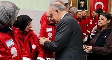 MEB AKUB ekibine armaları törenle takdim edildi 